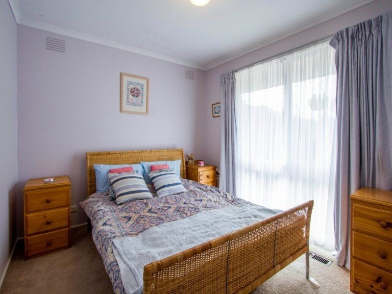 32 Willow Road, Frankston VIC 3199