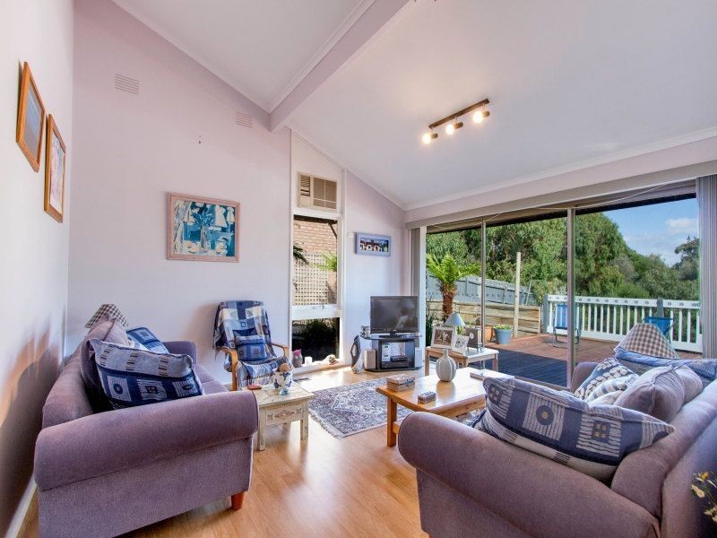 32 Willow Road, Frankston VIC 3199