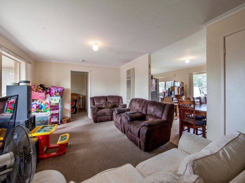 2 Settlers Way, Mount Martha VIC 3934