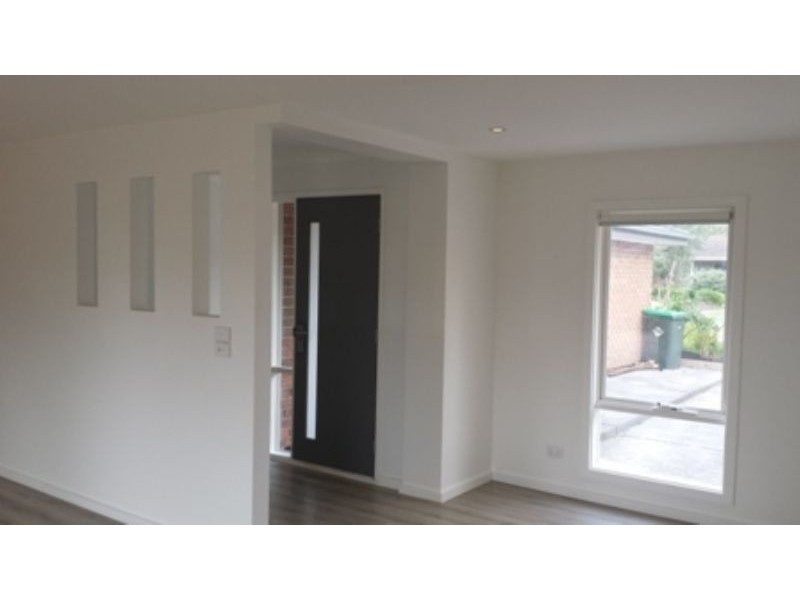 8 Gretel Court, Frankston VIC 3199