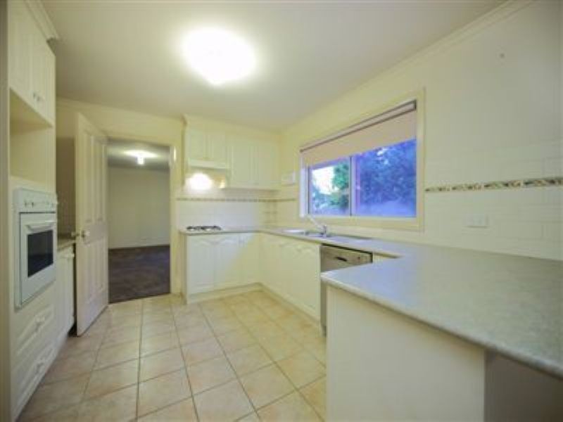 1 Lomatia Close, Frankston South VIC 3199