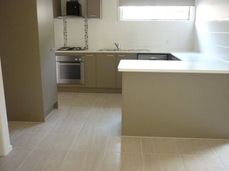 2/7 Oban Street, Frankston South VIC 3199