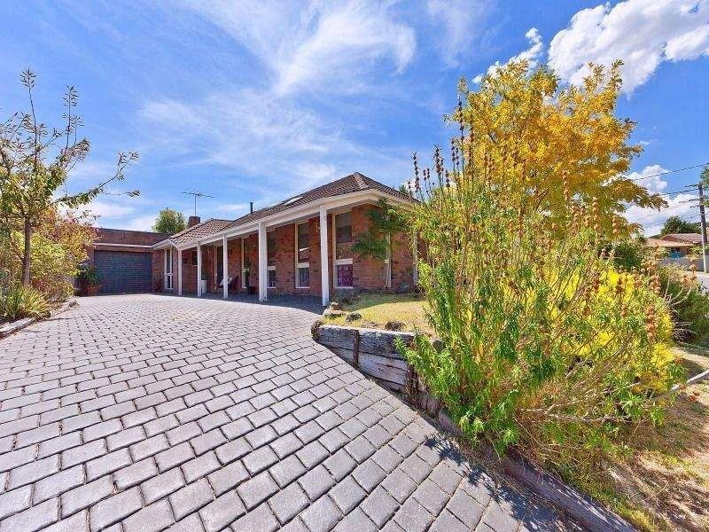 52 Ferndale Drive, Frankston VIC 3199