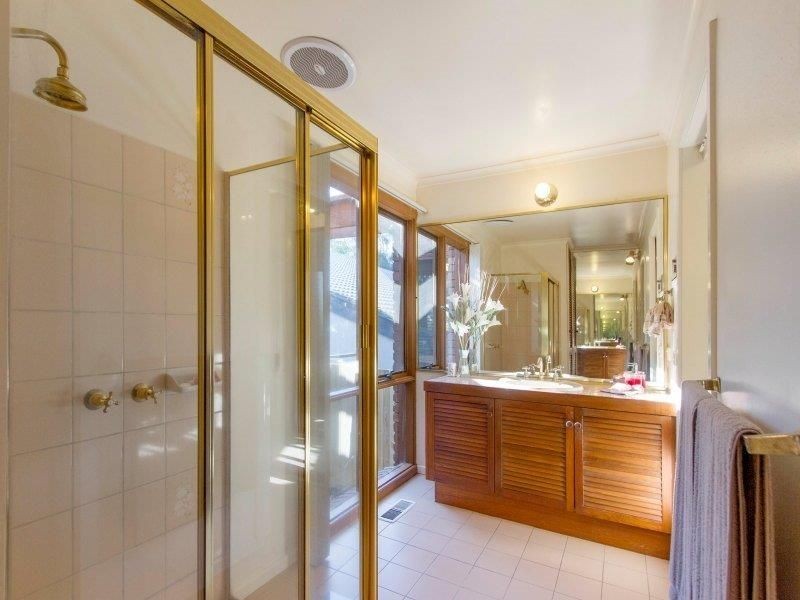 2 Garalima Court, Frankston VIC 3199