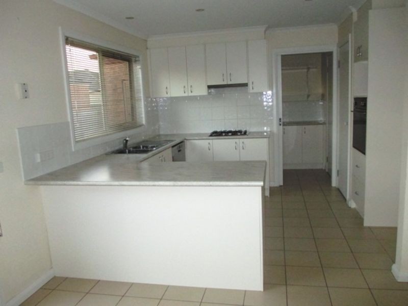 1/1 McDonald Street, Skye VIC 3977