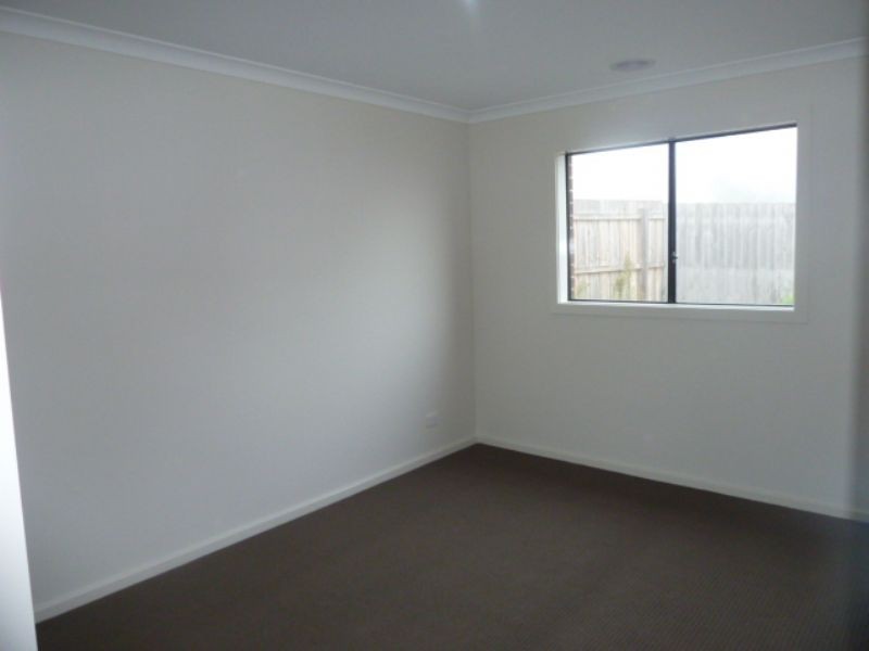 25 Aqueduct Road, Langwarrin VIC 3910