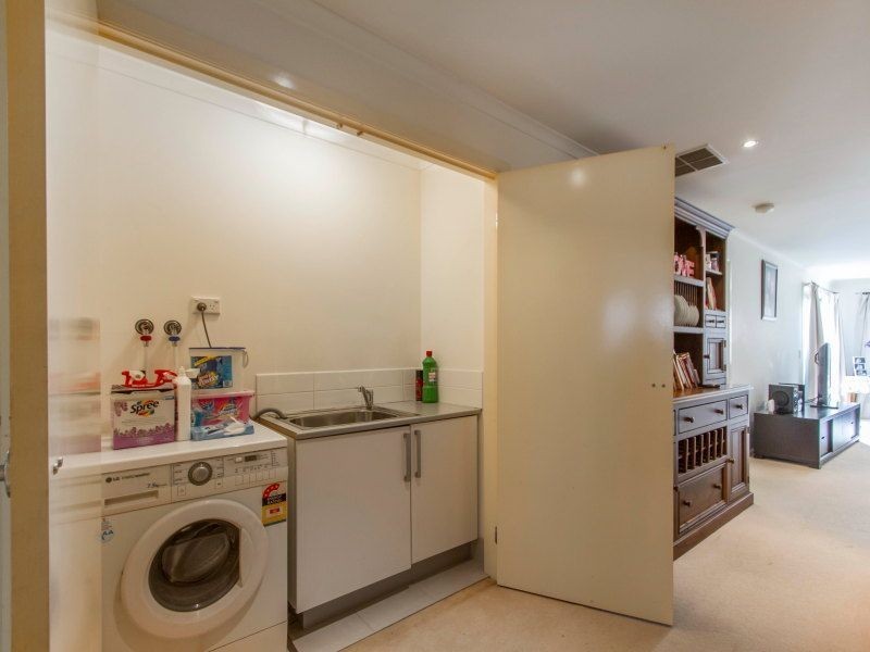 2/24-26 Robinia Street, Frankston VIC 3199