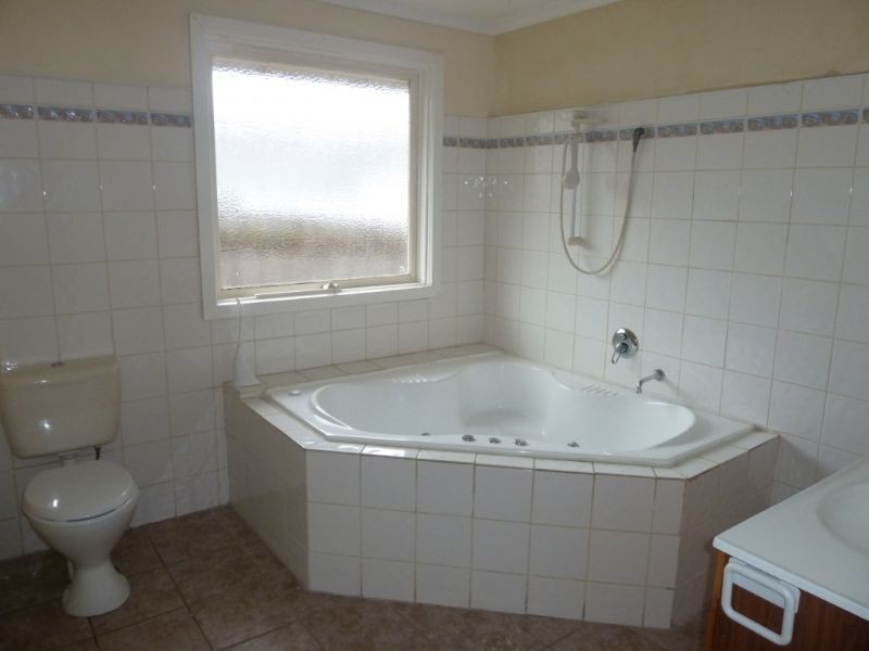 7 McKenzie Way, Langwarrin VIC 3910