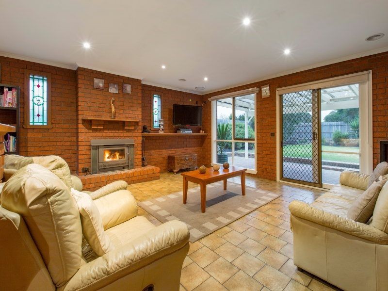 15 Elliott Street, Seaford VIC 3198