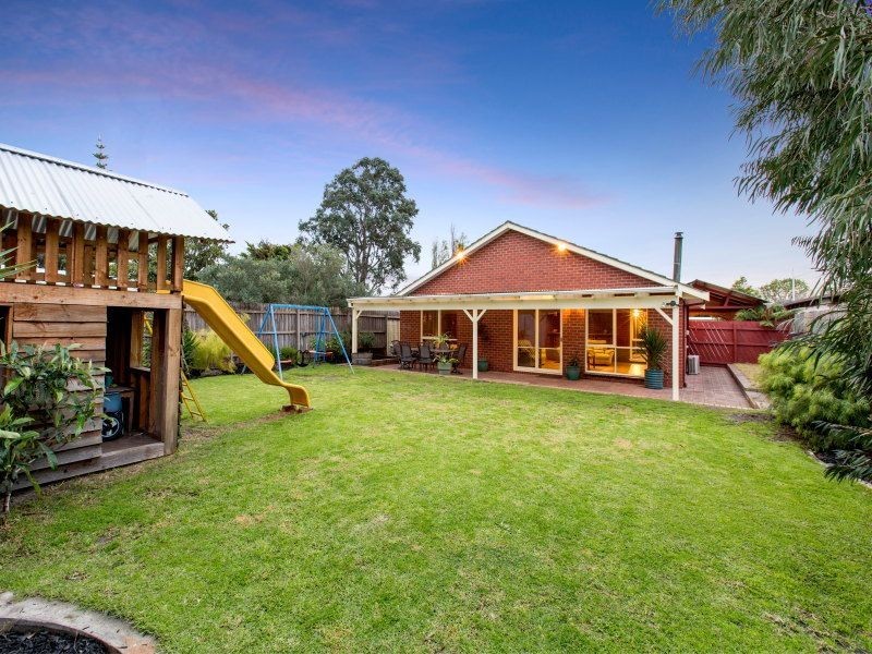 15 Elliott Street, Seaford VIC 3198