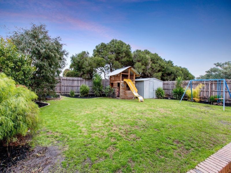 15 Elliott Street, Seaford VIC 3198