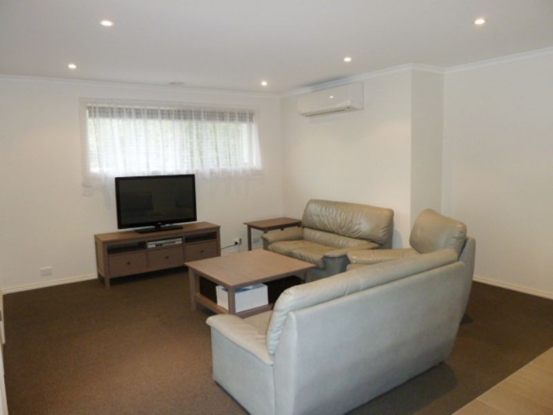 1/3 Athol Court, Langwarrin VIC 3910