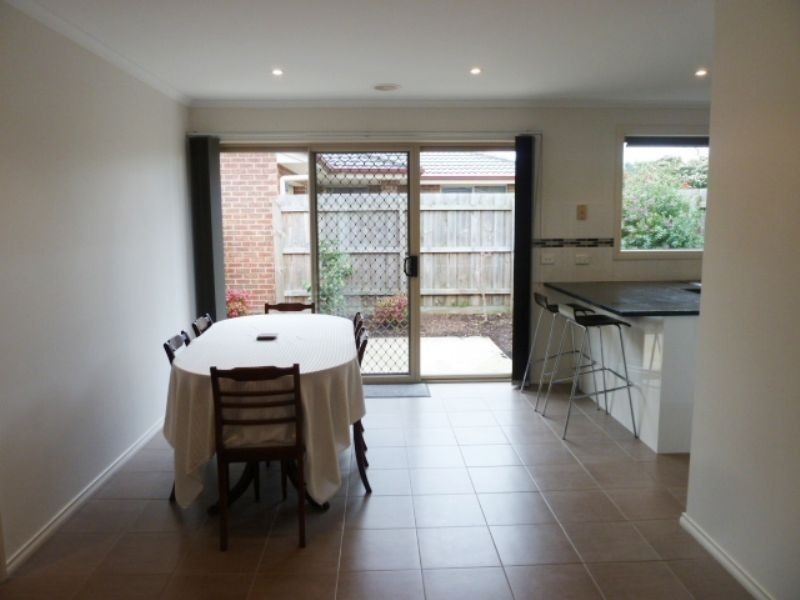 1/3 Athol Court, Langwarrin VIC 3910