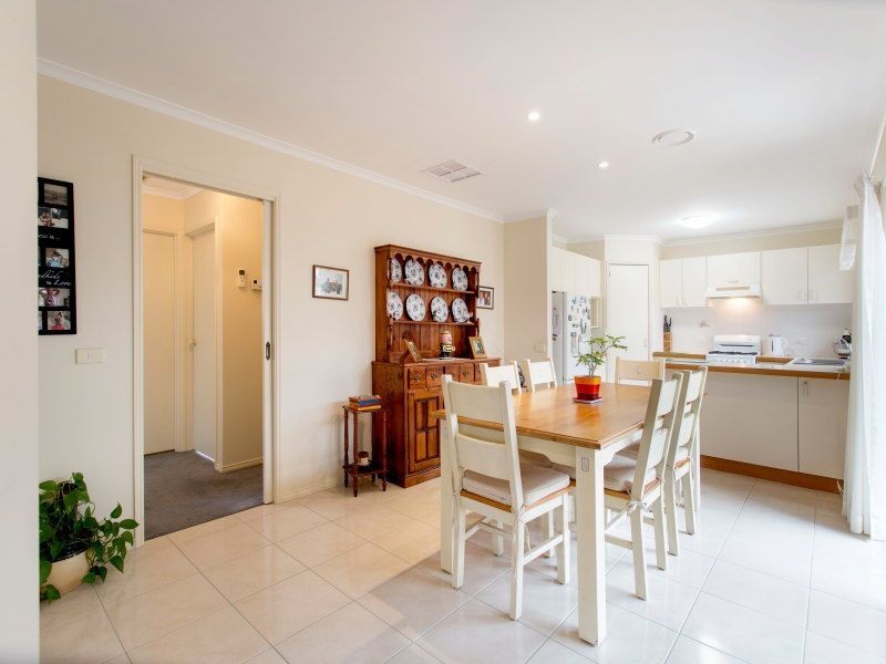 8 Yuille Street, Frankston VIC 3199