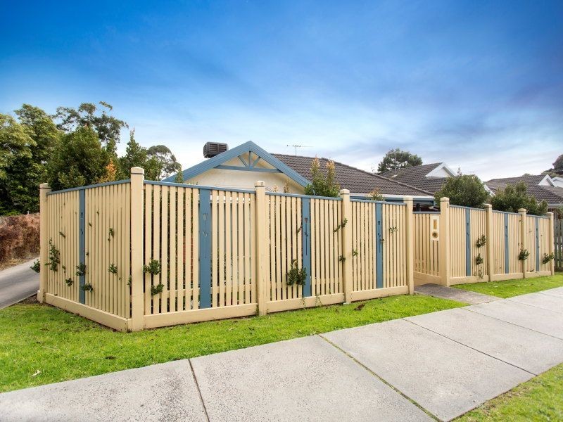 8 Yuille Street, Frankston VIC 3199