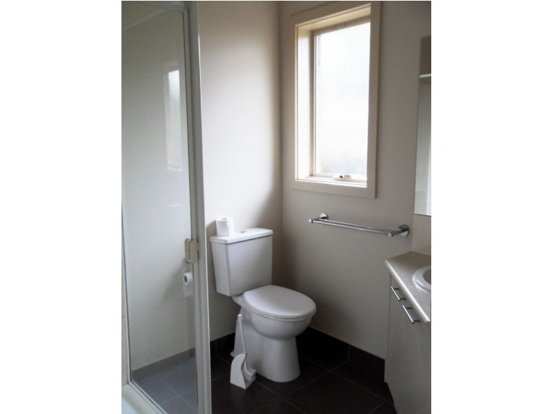 1/15 Larch Street, Langwarrin VIC 3910