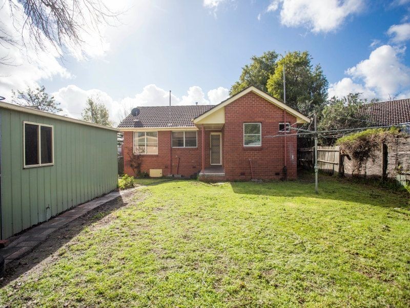 6 Brunning Crescent, Frankston North VIC 3200