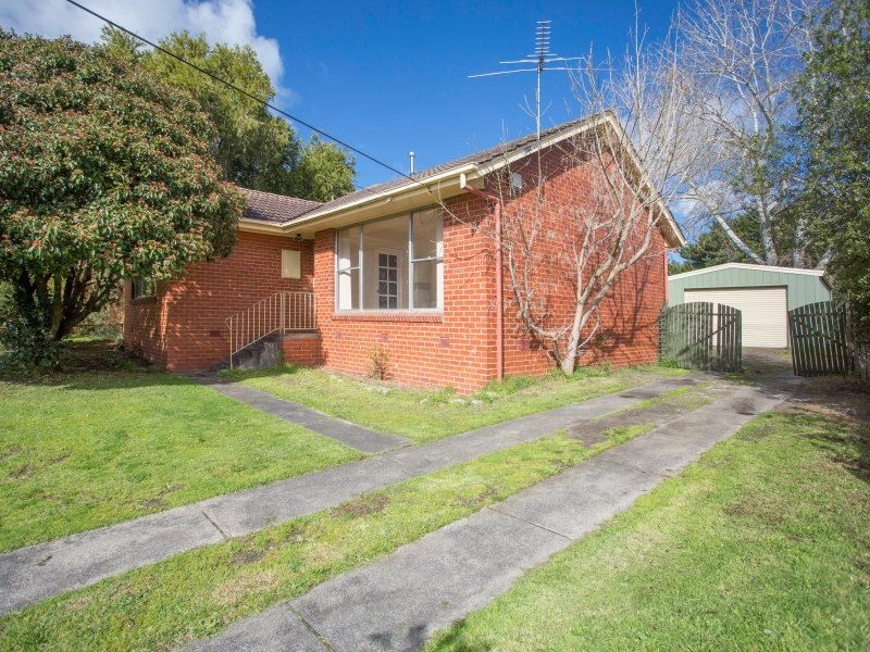6 Brunning Crescent, Frankston North VIC 3200