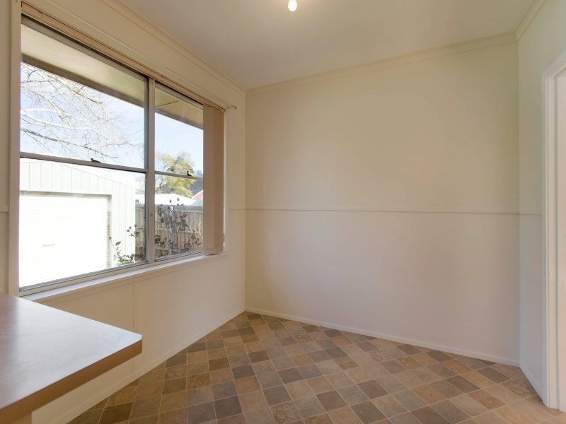 6 Brunning Crescent, Frankston North VIC 3200