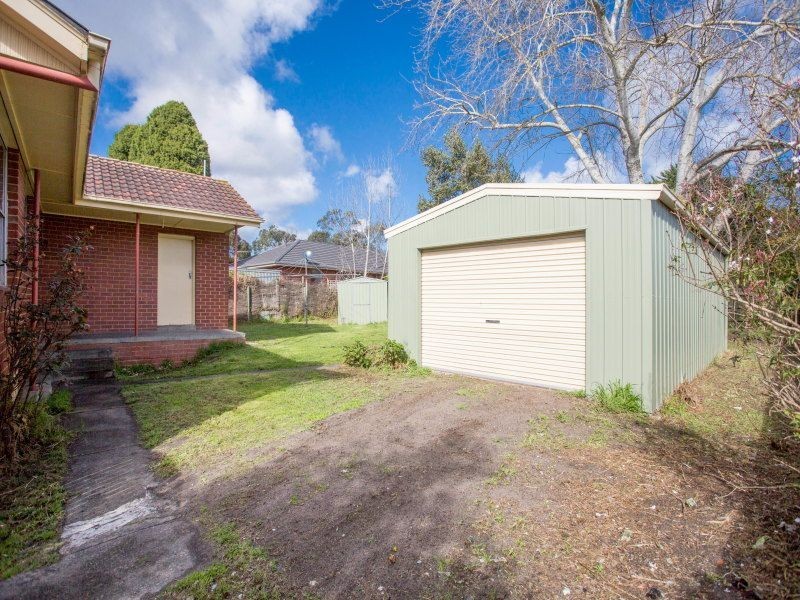 6 Brunning Crescent, Frankston North VIC 3200