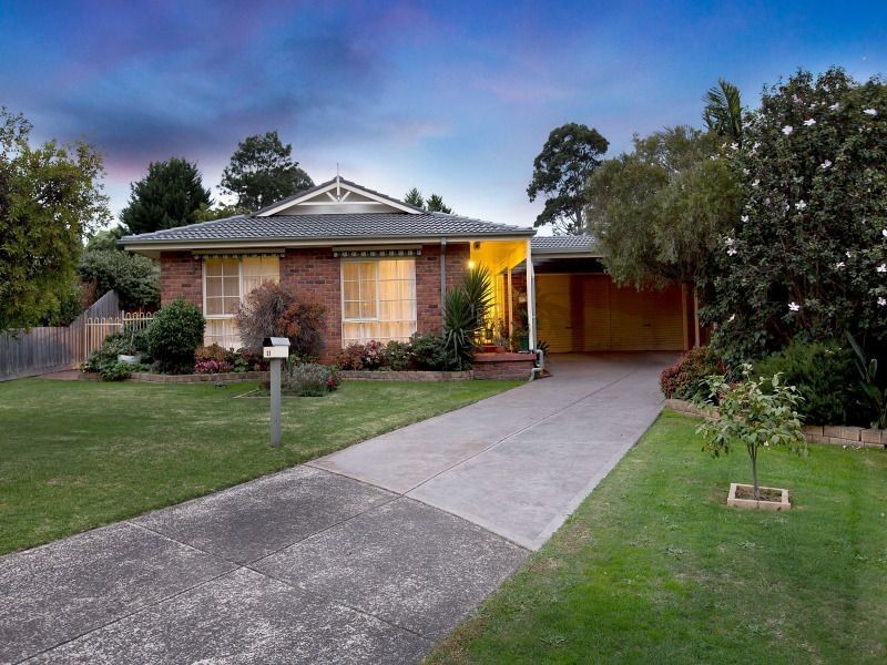 11 Lynne Court, Langwarrin VIC 3910