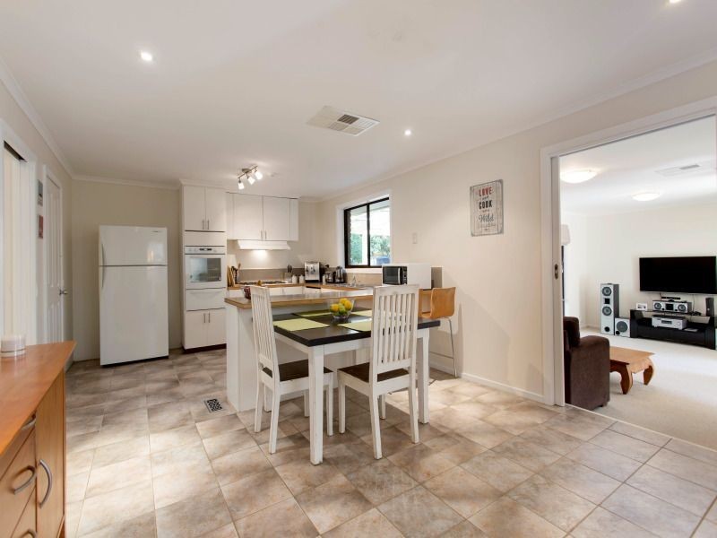 10 Melaleuca Court, Frankston VIC 3199