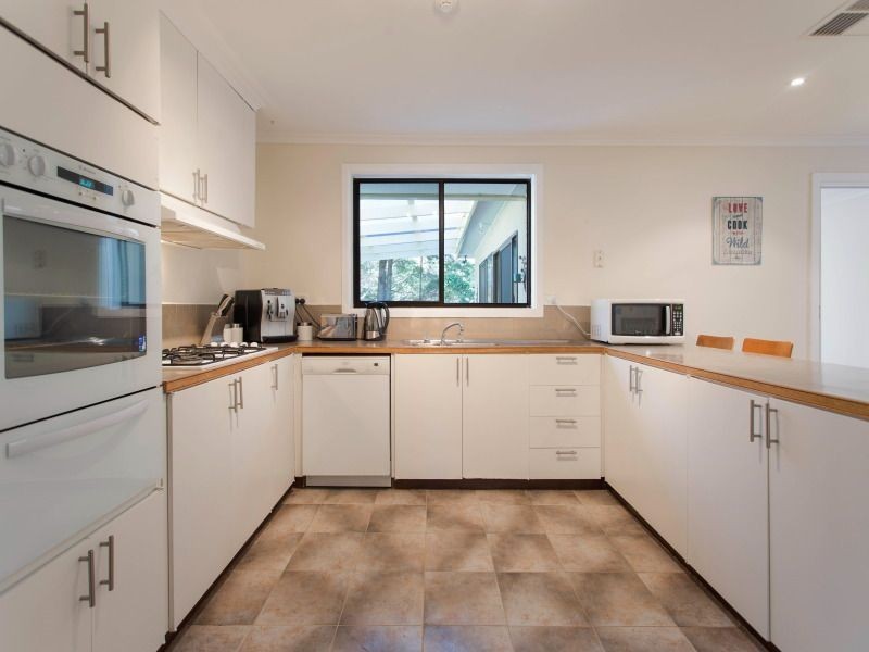 10 Melaleuca Court, Frankston VIC 3199