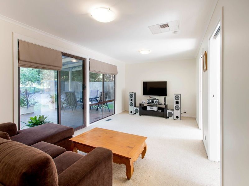 10 Melaleuca Court, Frankston VIC 3199