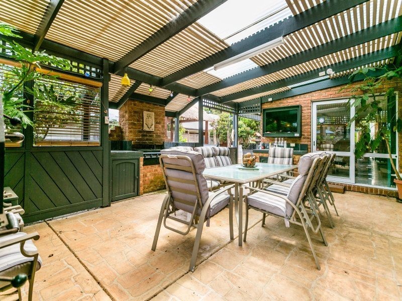 6 Tintern Court, Frankston South VIC 3199