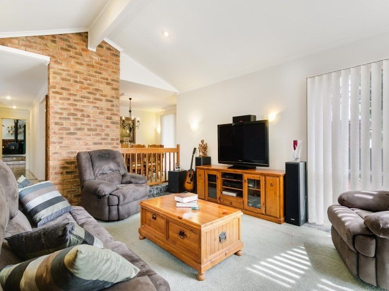 6 Tintern Court, Frankston South VIC 3199