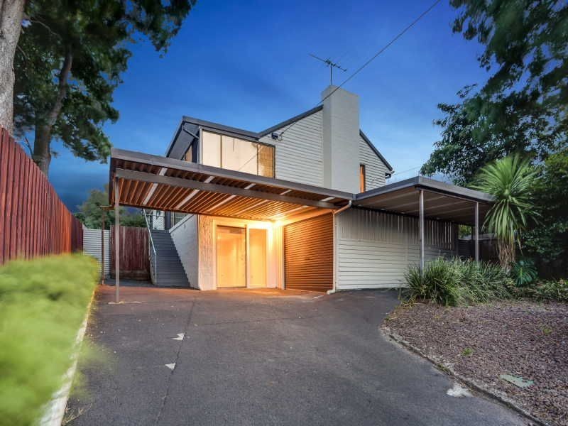 15 Baden Powell Drive, Frankston South VIC 3199