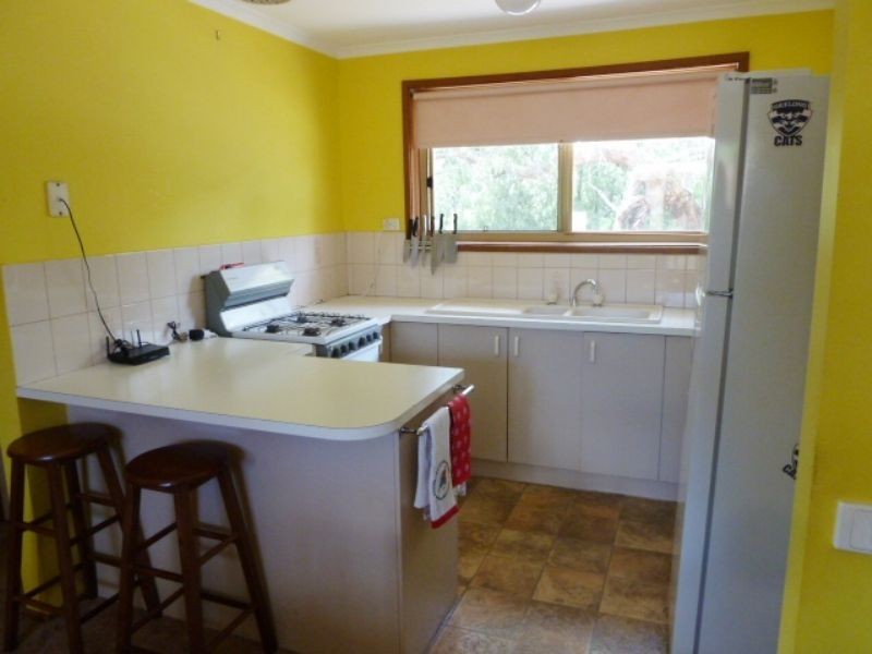 9/10 Lemnian Court, Langwarrin VIC 3910