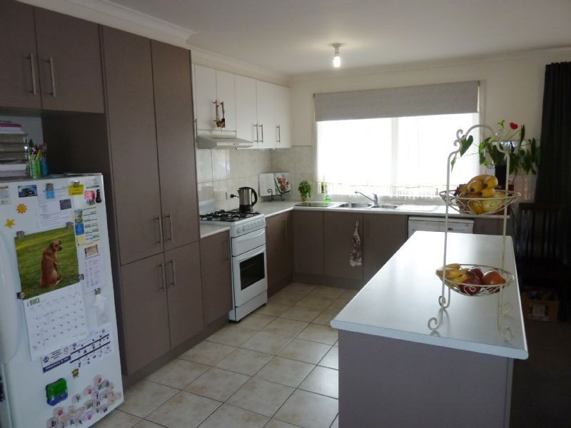 3 Richard Drive, Langwarrin VIC 3910