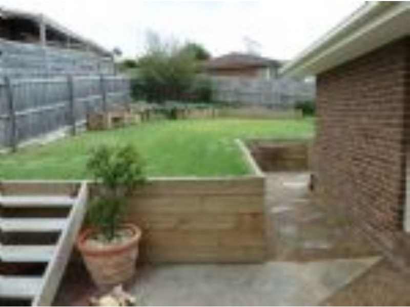 3 Richard Drive, Langwarrin VIC 3910