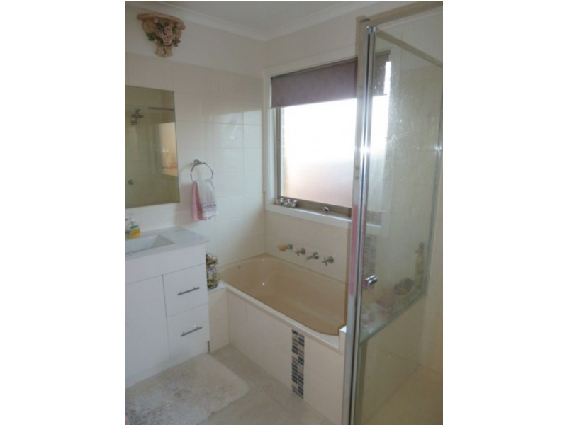 1/22 Dunn Crescent, Langwarrin VIC 3910