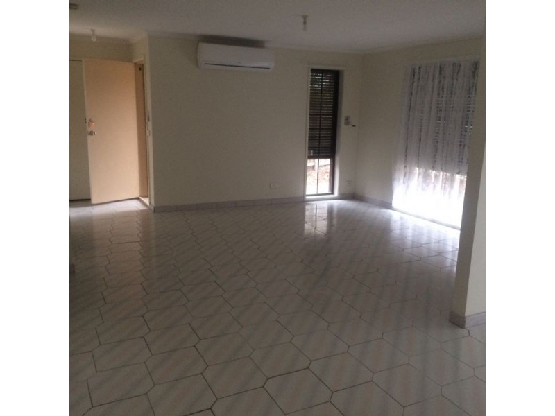 16 Calwell Court, Skye VIC 3977