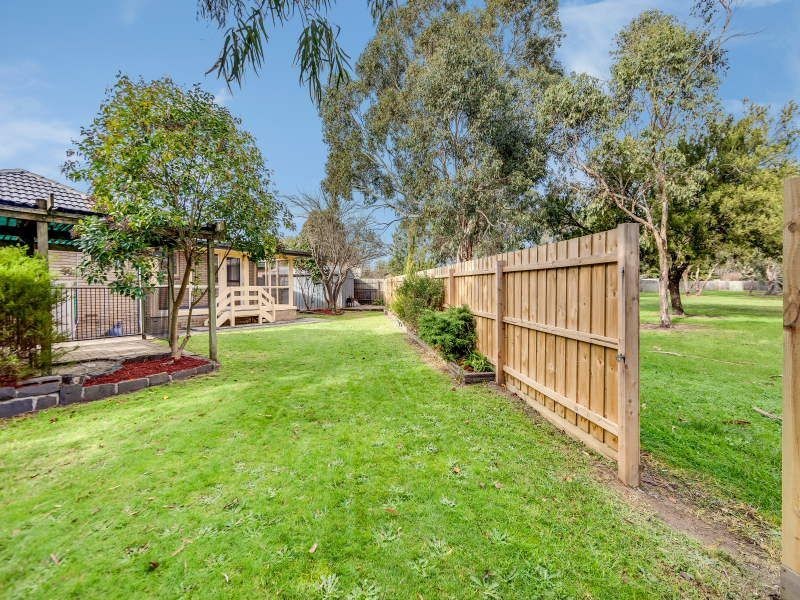 5 Zara Court, Frankston VIC 3199