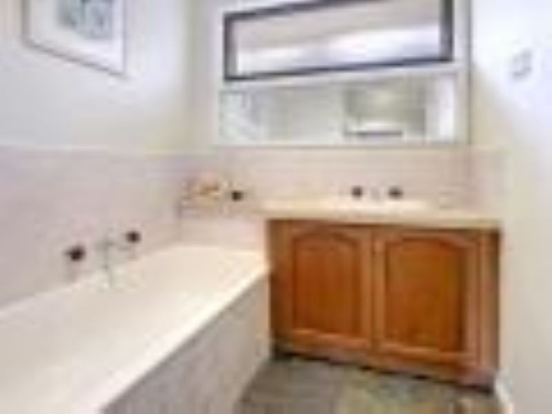 1 Macrosty Court, Frankston VIC 3199