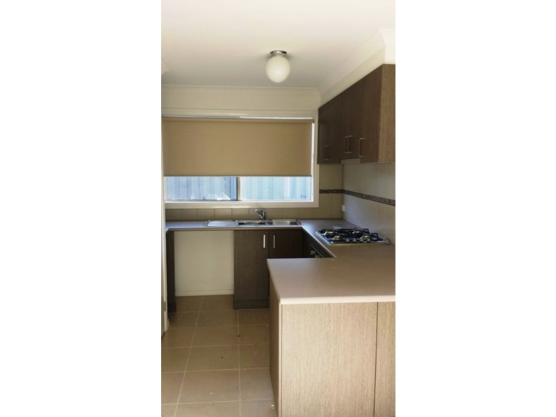 12 Newcastle Way,, Langwarrin VIC 3910