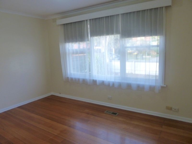 11 Woorilla Court, Frankston VIC 3199