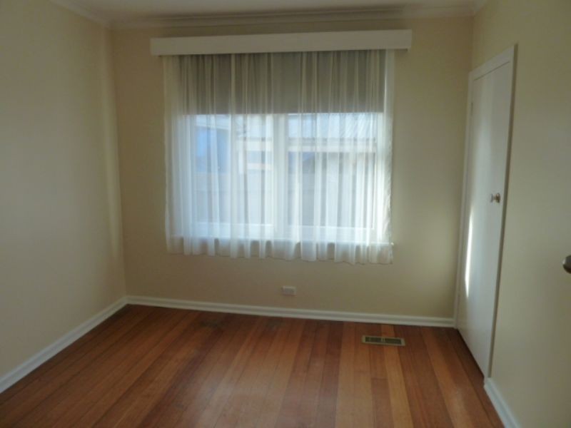 11 Woorilla Court, Frankston VIC 3199