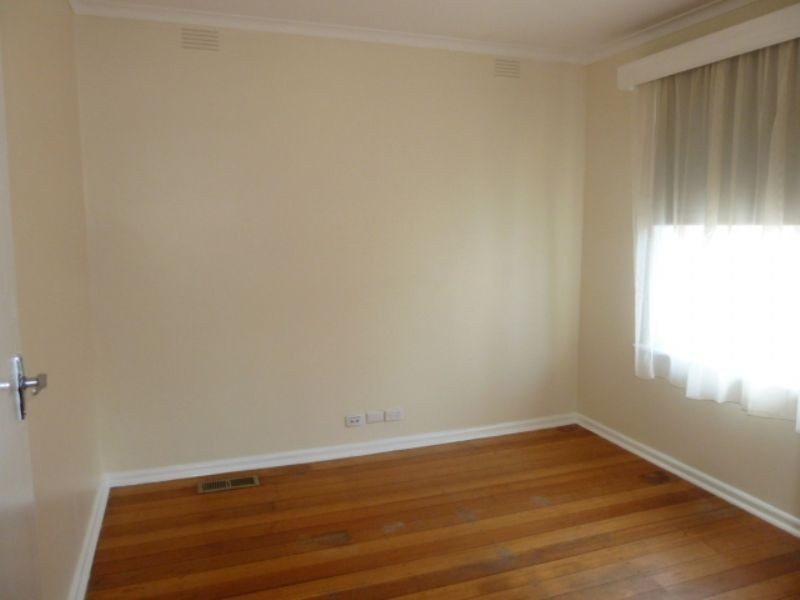 11 Woorilla Court, Frankston VIC 3199