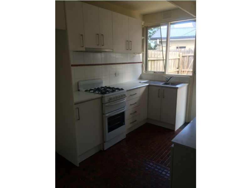 2/25 Wave Street, Frankston VIC 3199