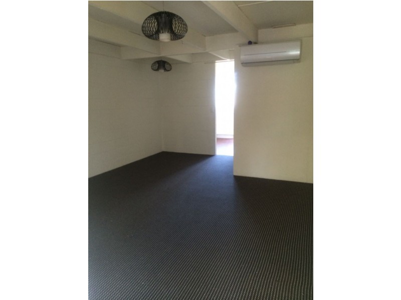 2/25 Wave Street, Frankston VIC 3199