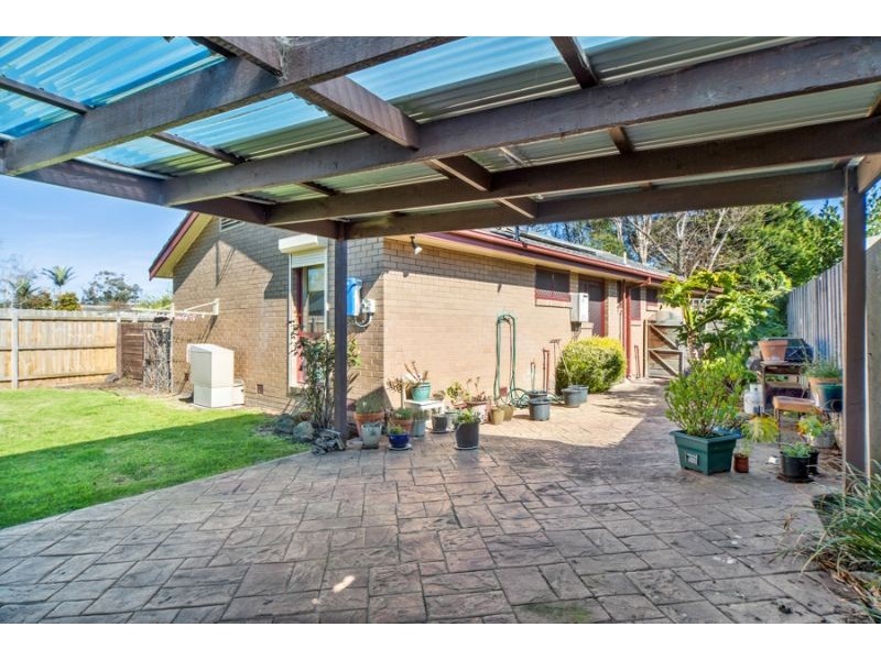 12 Sussex Crescent, Seaford VIC 3198