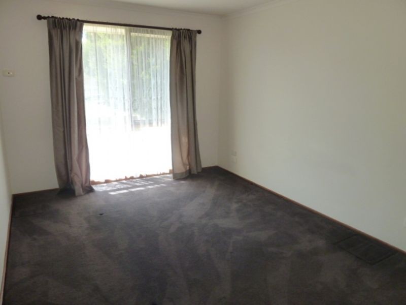 130 Clarendon Drive, Somerville VIC 3912