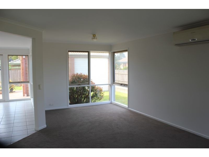 13 Bluegrass Walk, Frankston VIC 3199