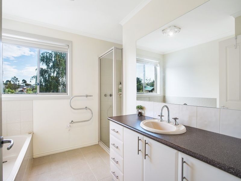 1 Collina Court, Langwarrin VIC 3910