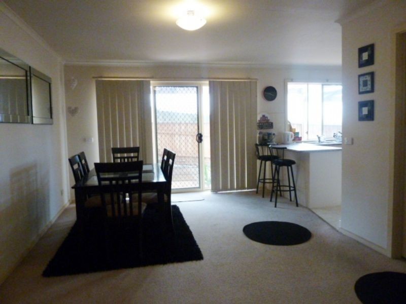 2/9 Quarry Road, Langwarrin VIC 3910