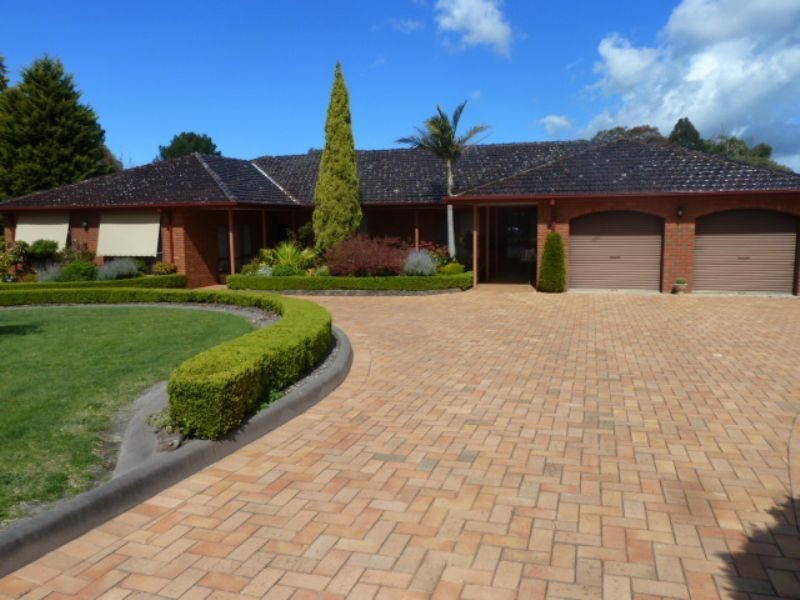 7 Jinchilla Avenue, Frankston South VIC 3199